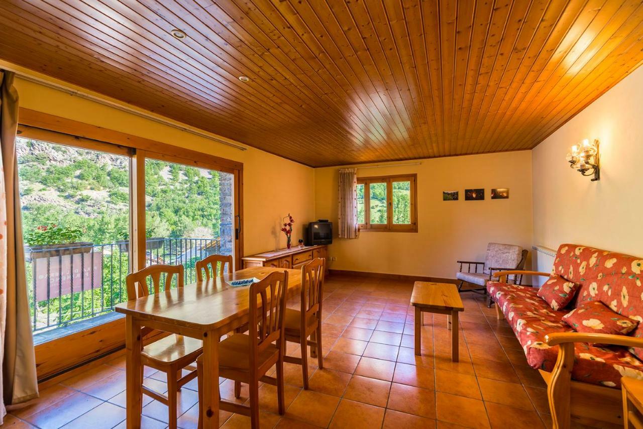 Apartaments La Canal Alins 외부 사진